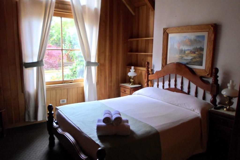 Apart Hotel Robles Del Sur Сан-Мартин-де-лос-Андес Номер фото