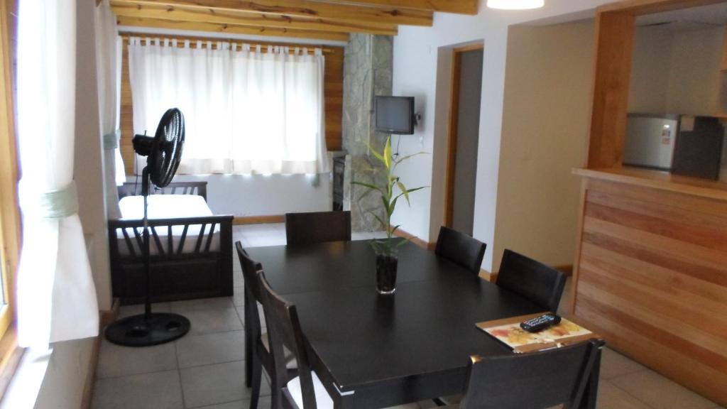 Apart Hotel Robles Del Sur Сан-Мартин-де-лос-Андес Экстерьер фото